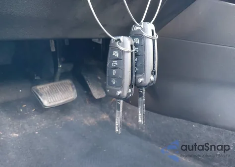 2018 Hyundai Accent Se из США, поврежденный, VIN 3KPC24A30JE034827